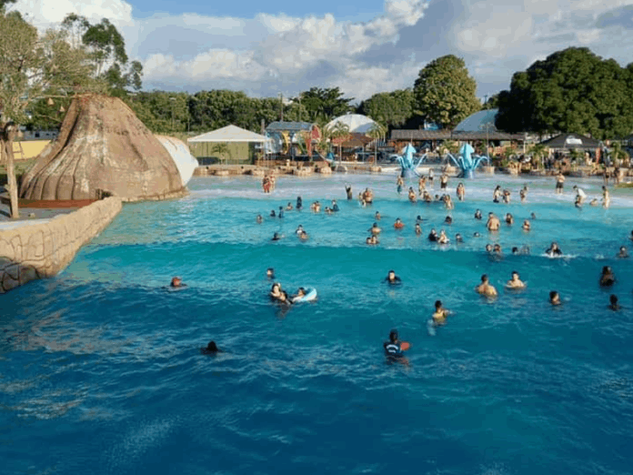 Piscinas de Ondas